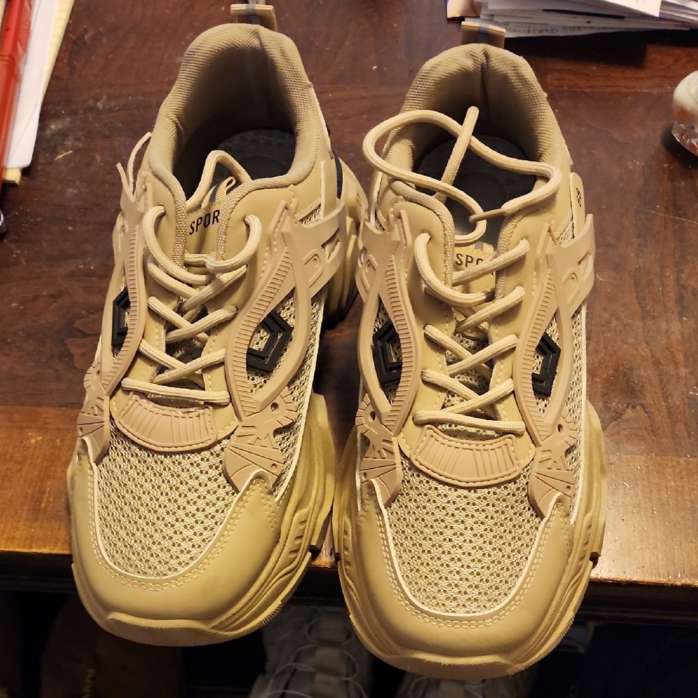 Men's Sport Tan Sneakers
